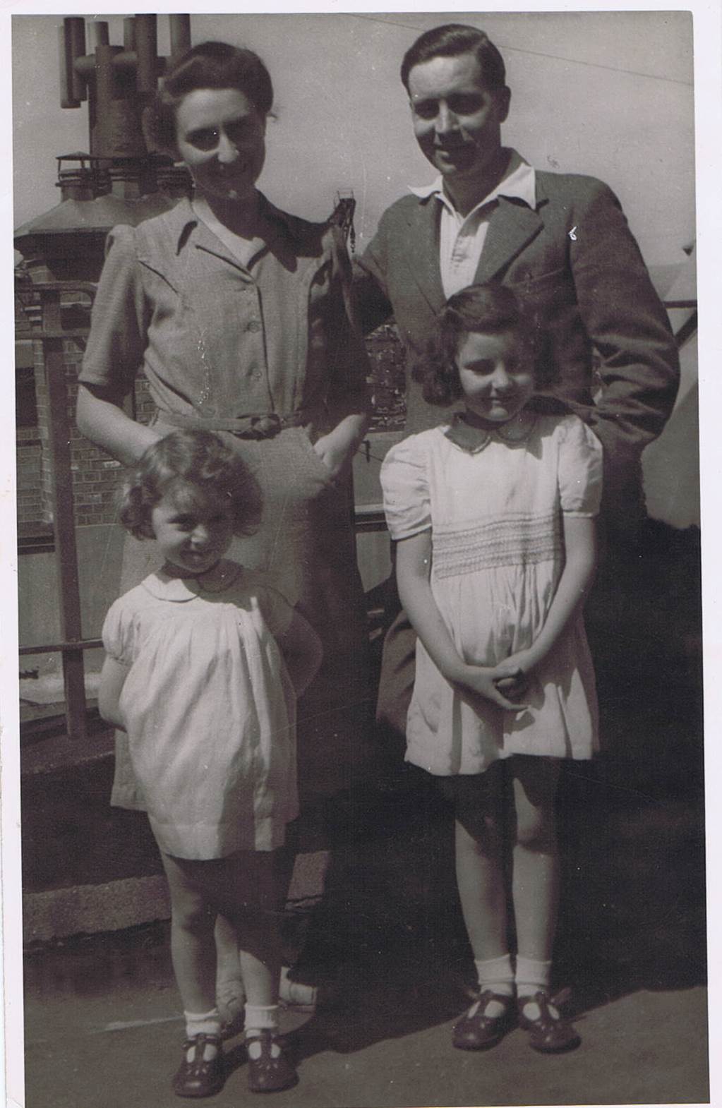 Mary Quinlan-Finleys - Gib Feb 1946 (1)